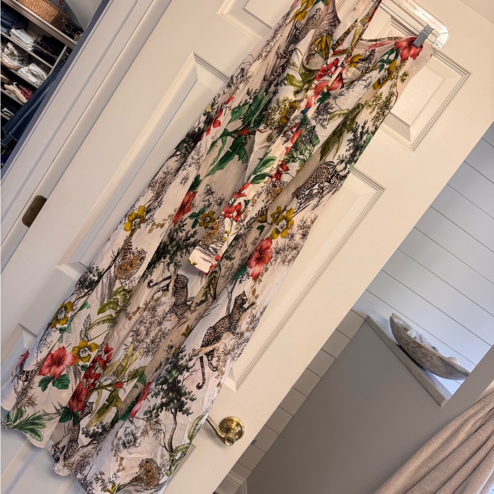 L'Agence Geneva Jungle Floral Cover-Up Dress. - Picture 4 of 6